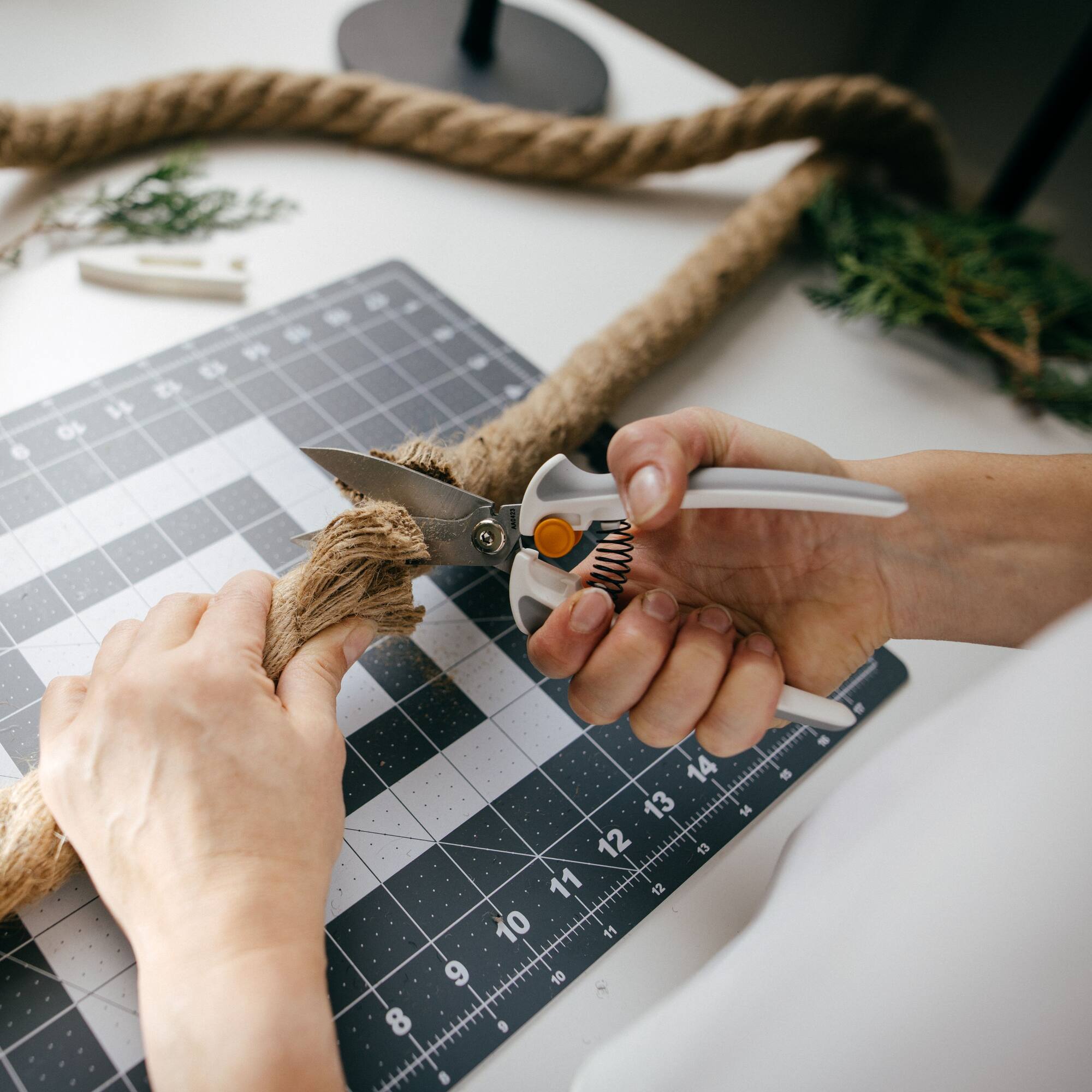 6 Pack: Fiskars® PowerCut™ Easy Action™ 8" Snips